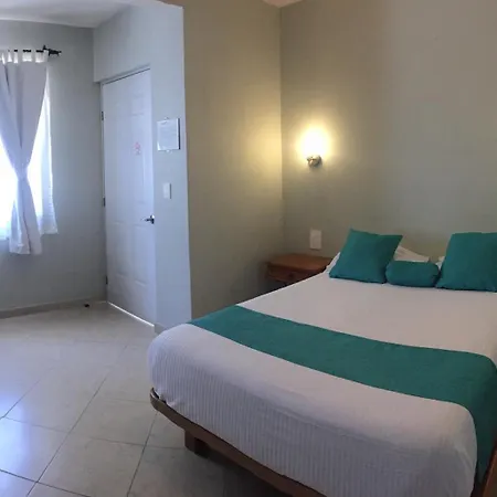 Hotel RV Park San Ramón San Miguel de Allende Habitación foto